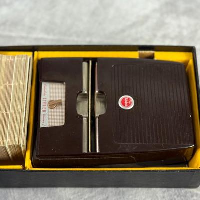Lot 4: Vintage Kodak Stereo Viewer – Slide Viewing Classic