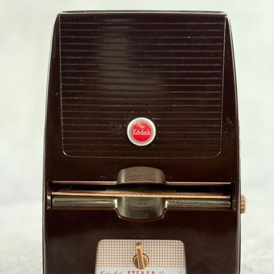 Lot 4: Vintage Kodak Stereo Viewer – Slide Viewing Classic