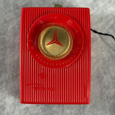 Lot 6: Vintage Rrequency Radio with White & Red Control Boxes – Retro Electronics
