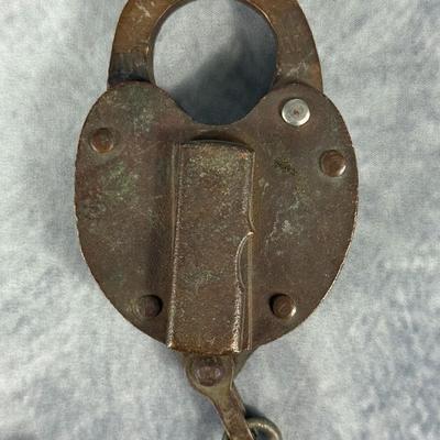 Lot 8: Antique Lock & Chains