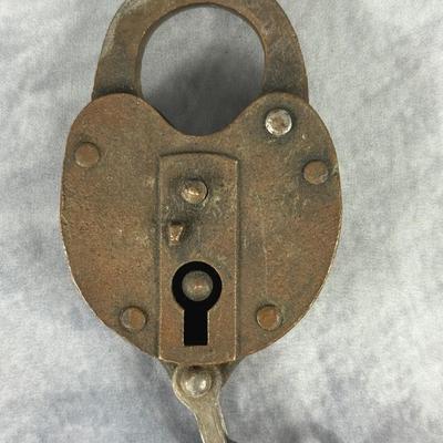 Lot 8: Antique Lock & Chains