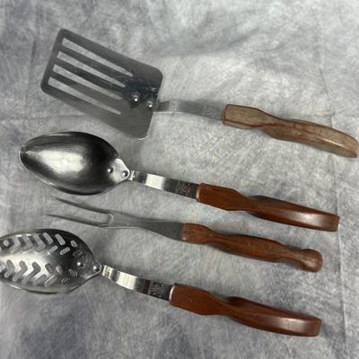 Lot 17: Cutco 4-Piece Kitchen Utensil Set – Durable American-Made Tools