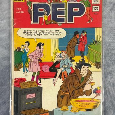 Lot 20: PEP Comic No. 190 – Vintage Comic Book