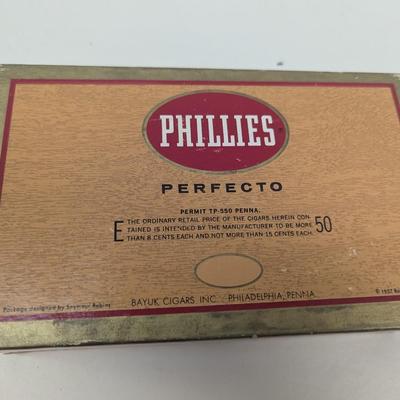 Phillies Perfecto Cigar Box