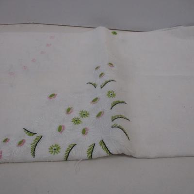 Vintage Linens Doilies Blue Trim Napkins Square Daisy Napkins Ivory Petticoat Bottom