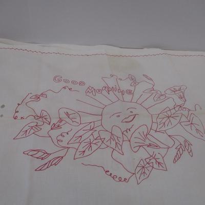 Vintage Pillow Cases With Red Embroidery Napkins