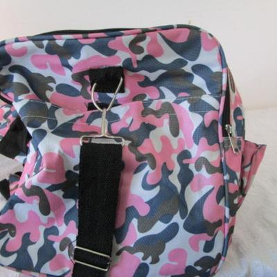 Sale Photo Thumbnail #17: Has side pockets, 2 front zipper pockets 1 front clip pocket, 12" tall x 10-1/4" wide x 23" long