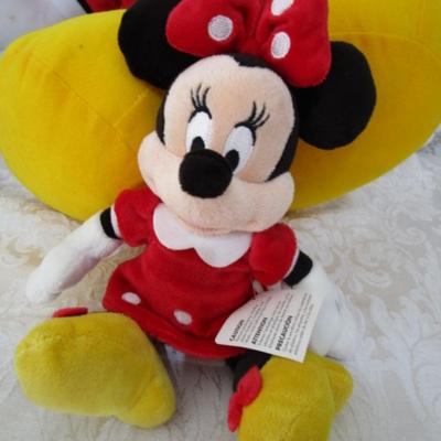 Sale Photo Thumbnail #109: Mickey Mouse 25" tall-takes 3 AA batteries not included-tested & works, see pictures