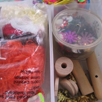 Sale Photo Thumbnail #647: lots of confetti, beads, misc see pictures