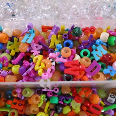Sale Photo Thumbnail #677: Lots of beads, and other misc items, see pictures
