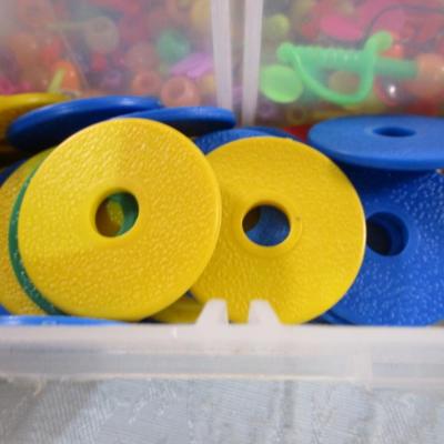 Sale Photo Thumbnail #675: Lots of beads, and other misc items, see pictures