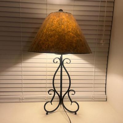 Iron Base Table Lamp (BB-MG)