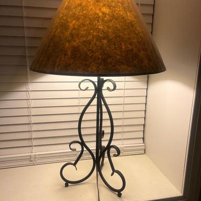 Iron Base Table Lamp (BB-MG)