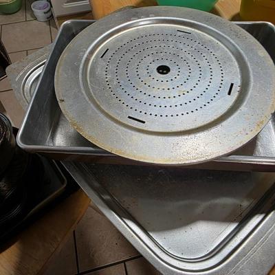 Baking sheets and pans