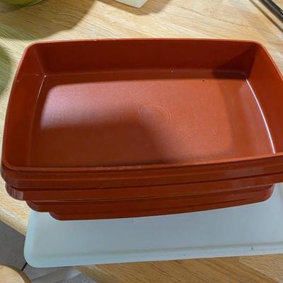 Tupperware lot