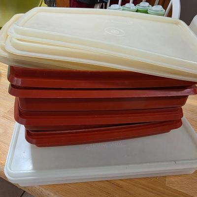 Tupperware lot