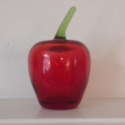 Hand Blown Art Glass Apple- Possibly Viking- Approx 4 1/2" Tall
