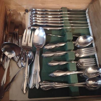 Oneida USA Stainless Flatware- Approx 70 Pieces