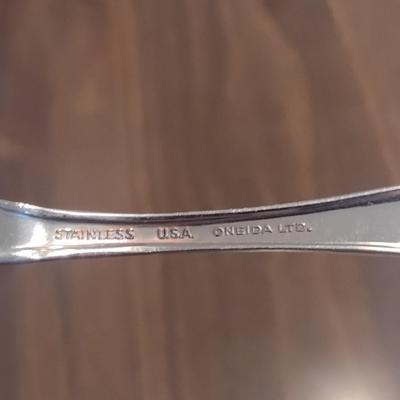 Oneida USA Stainless Flatware- Approx 70 Pieces