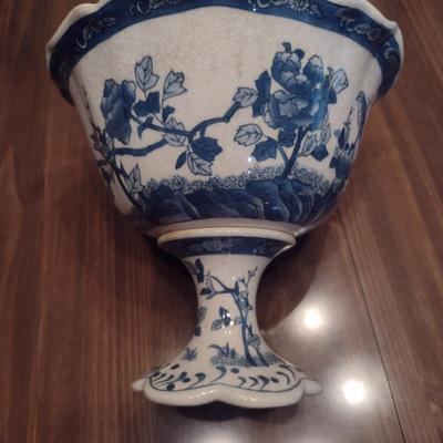 Glazed Ceramic Crackle Finish Centerpiece Bowl in Classic Blue and White- Approx 8 1/2" Tall