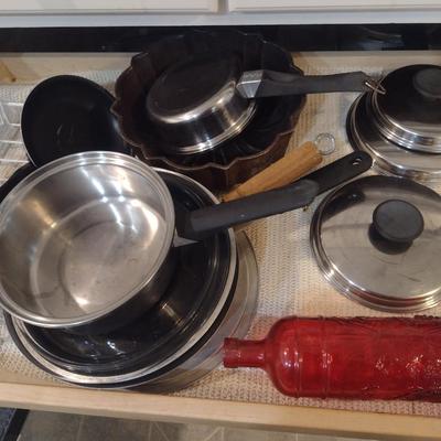 Collection of Kitchen Goods- Small Appliances, Serveware, Bakeware, Utensils, etc.