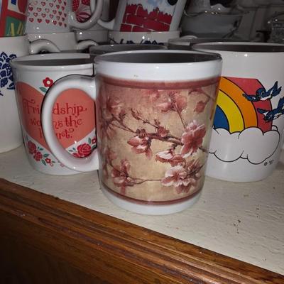 Mug lot