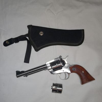 Ruger 22 & 22 mag new model single six revolver
