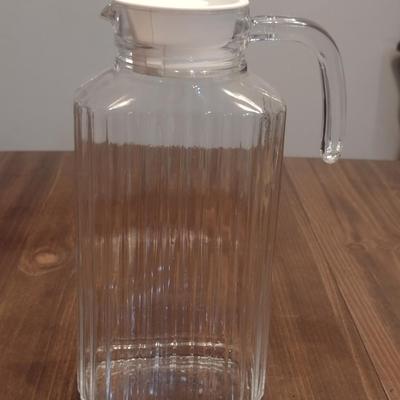 ARC France Glass Ribbed Water Pitcher/Juice Jug with Handle and Lid