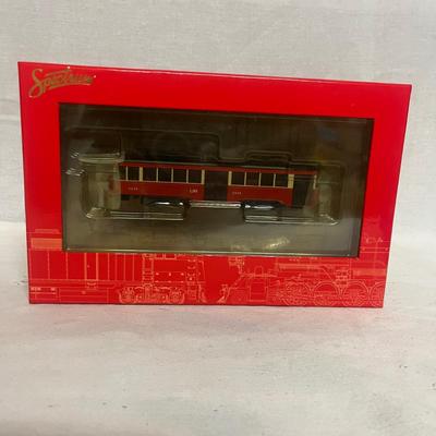 NIB Spectrum HO Peter Witt Street Car With Full Interior & Lights (W-MG)