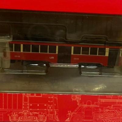 NIB Spectrum HO Peter Witt Streetcar with Full Interior & Lights (W-MG)