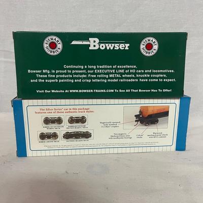 NIB Bachmann HO Silver Series Hoppers (W-MG)