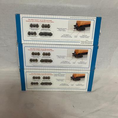 NIB Bachmann HO Silver Series Hoppers (W-MG)