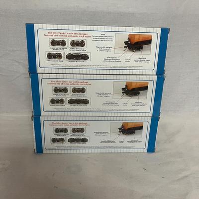 NIB Bachmann HO Silver Series Hoppers (W-MG)