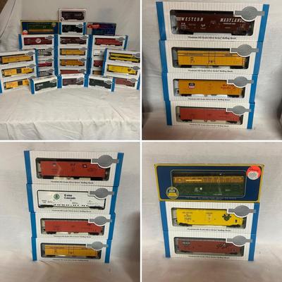 Over 20 Bachmann HO Silver Series Box Cars & More(W-MG)