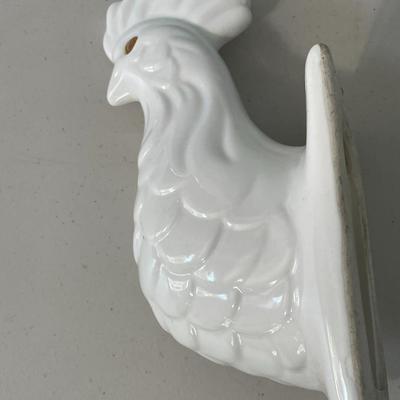 Sale Photo Thumbnail #1112: Includes wooden rooster, rooster trivet and ceramic wall head/hook.