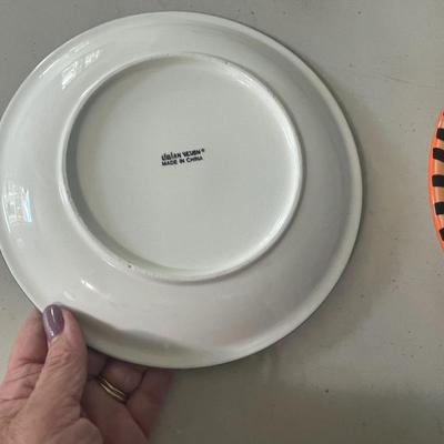 Sale Photo Thumbnail #1380: Includes platter, plates, mugs, pitcher & mold.