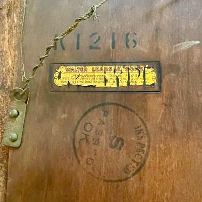 Sale Photo Thumbnail #1859: Measures 22.25" tall x 18.5" wide.