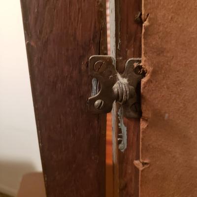 Four Drawer Dresser With Mirror (B2-KD)