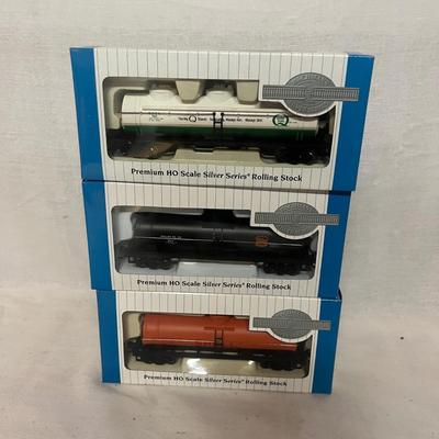 NIB Bachmann HO Silver Series Tank Cars & More (W-MG)