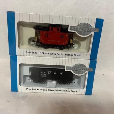 NIB Bachmann HO Silver Series Tank Cars & More (W-MG)