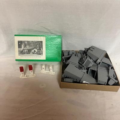 HO Train Accessories, Buildings & More (W-MG)