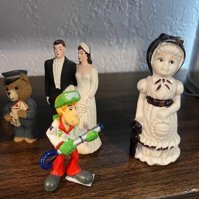 Sale Photo Thumbnail #11: Jewelry, perfume, vintage items and more.

Displays not included