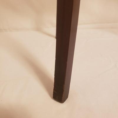 Elegant Oval Side Table (B2-KD)