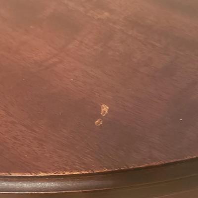Elegant Oval Side Table (B2-KD)