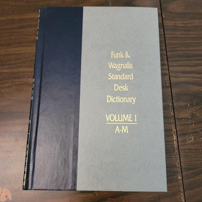 Funk and Wagnalls New Encyclopedia Set (LR-EL)