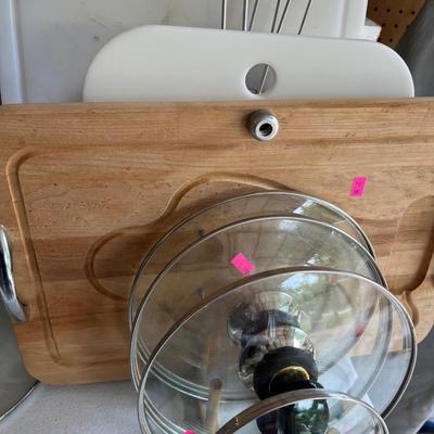 Sale Photo Thumbnail #94: Air Fryer and Appliances