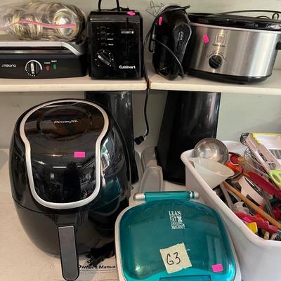 Sale Photo Thumbnail #97: Air Fryer and Appliances