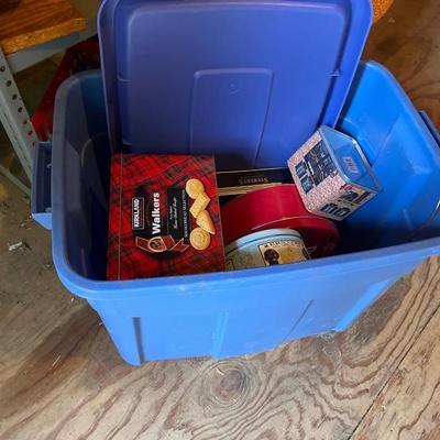 Sale Photo Thumbnail #130: Fall decor, Halloween, Easter , St Patrick’s stuff, and tins
Shelves sale