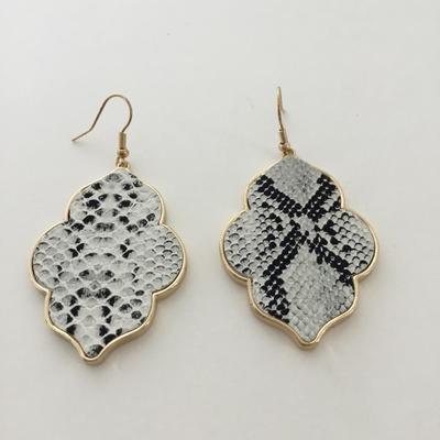 Sale Photo Thumbnail #201: See attached pictures