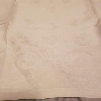 Antique White Lace Table Linens (B2-KD)